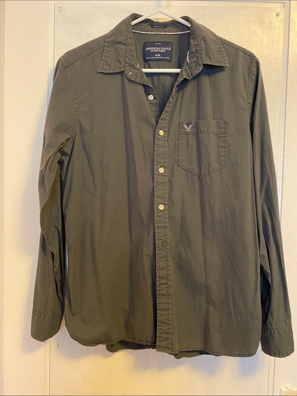 American Eagle Outfitters Button-Down Long Sleeve Shirt